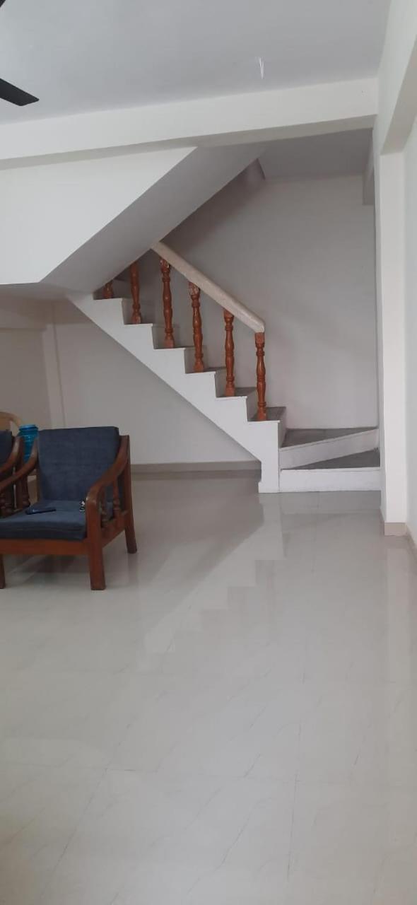 Swanky Sojourns Homestay 2Bhk Колхапур Екстер'єр фото